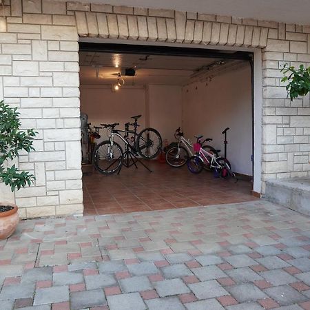 Apartments Luciana & Helena PUY Exterior foto